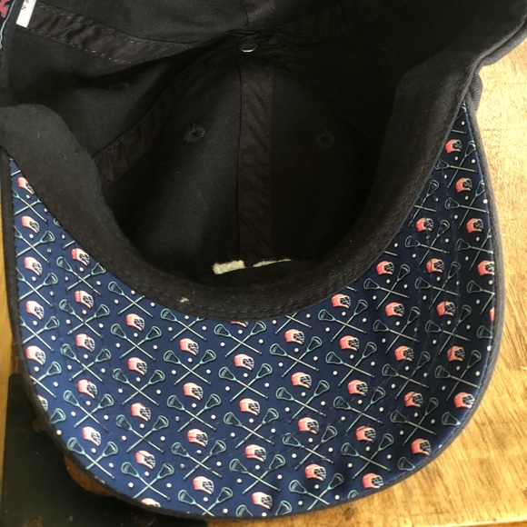 Navy Blue Vineyard Vines Hat - Picture 3 of 4